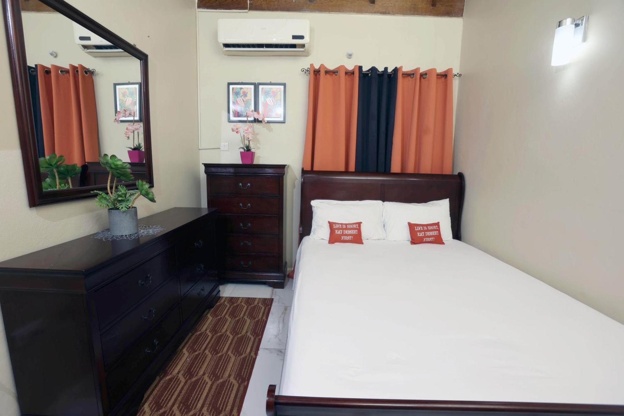 Spacious Luxury 3 Bed Rooms In Kingston Extérieur photo
