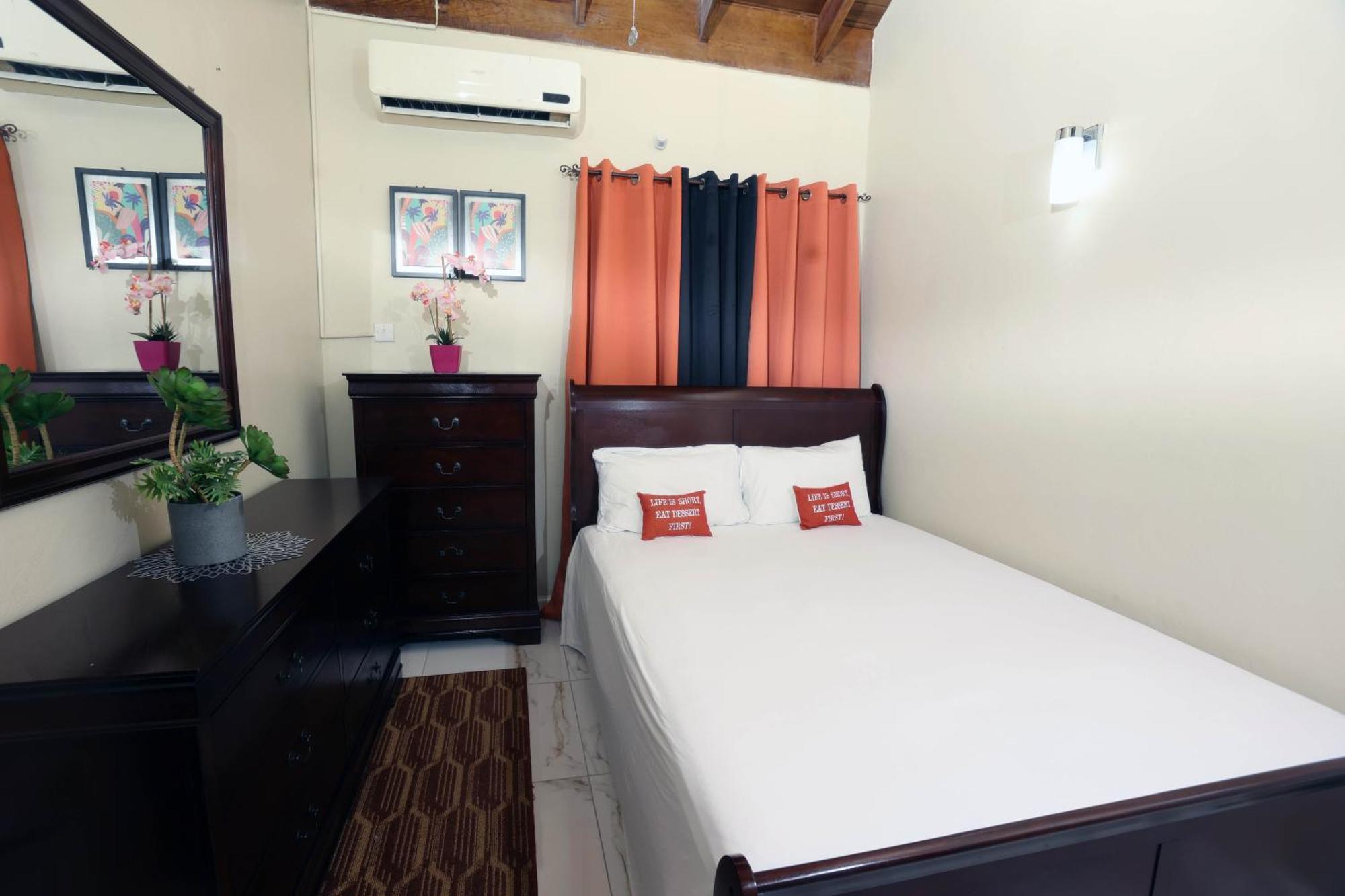 Spacious Luxury 3 Bed Rooms In Kingston Extérieur photo