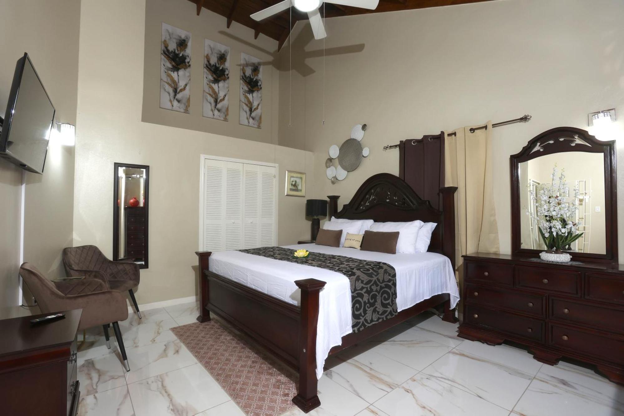 Spacious Luxury 3 Bed Rooms In Kingston Extérieur photo